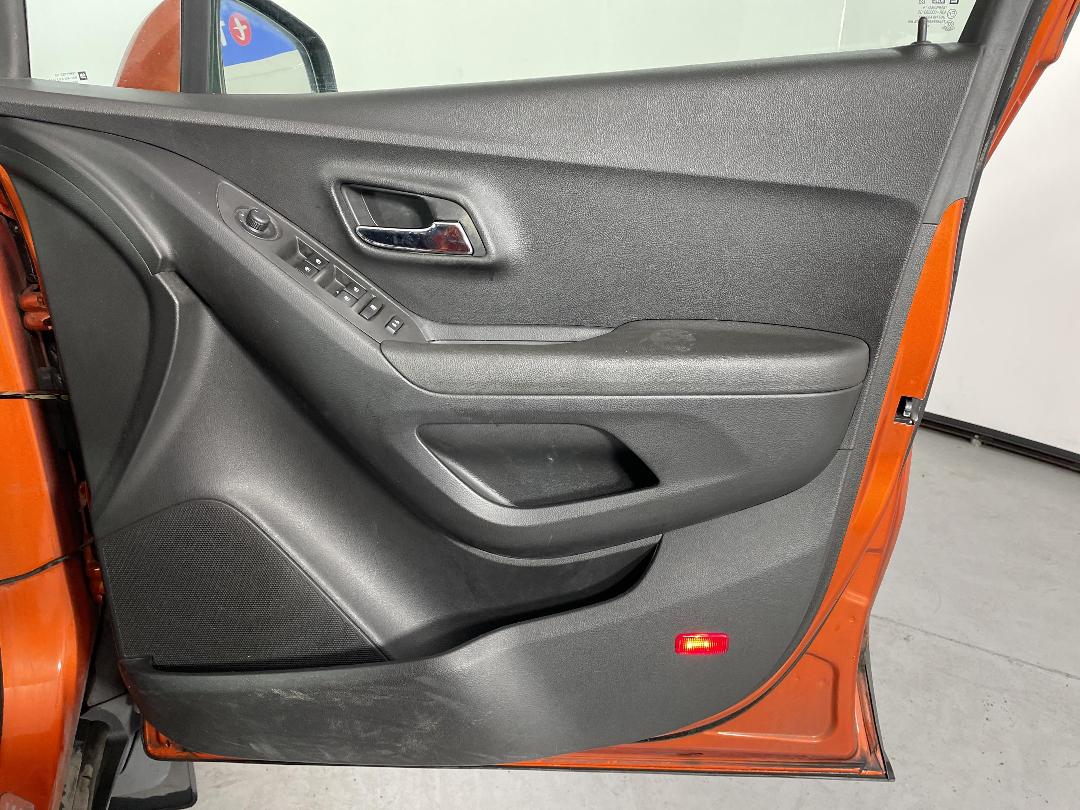 Photo '15' of Holden Trax