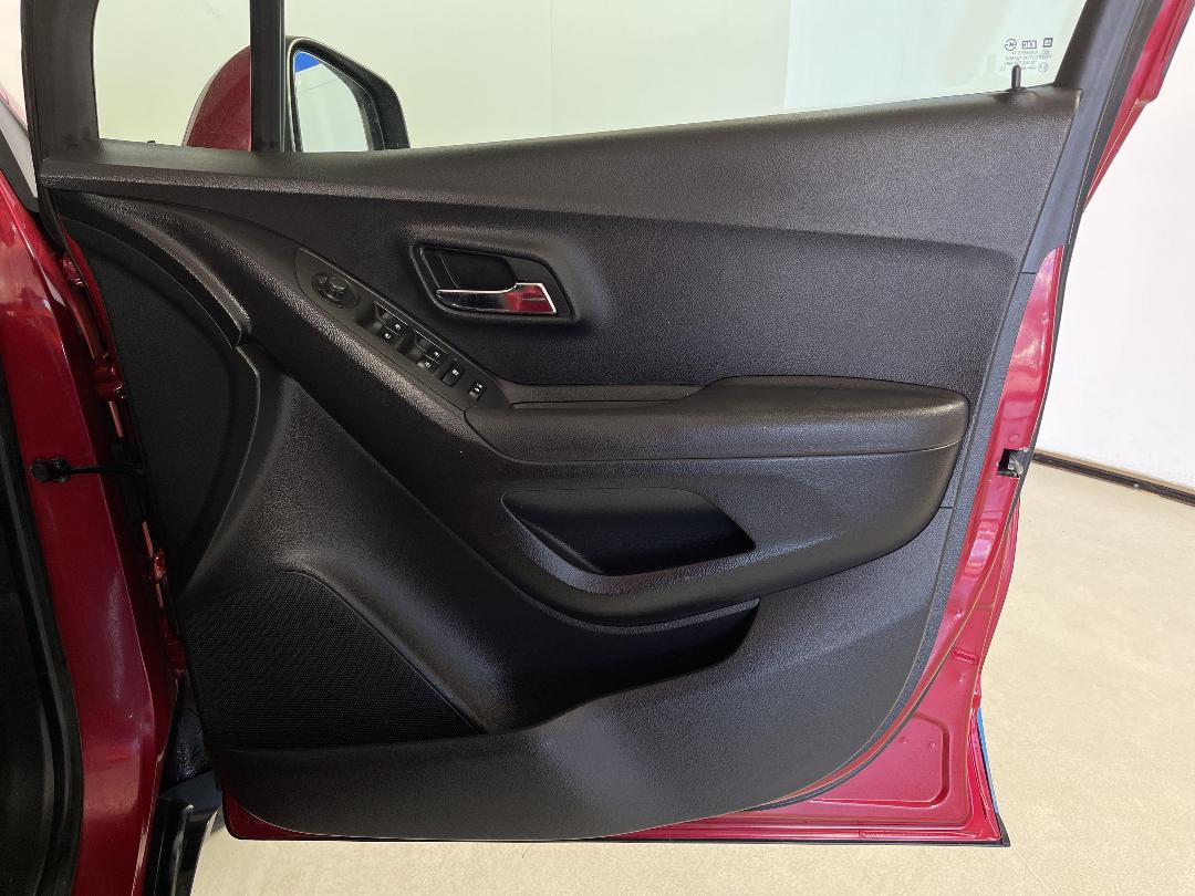 Photo '15' of Holden Trax