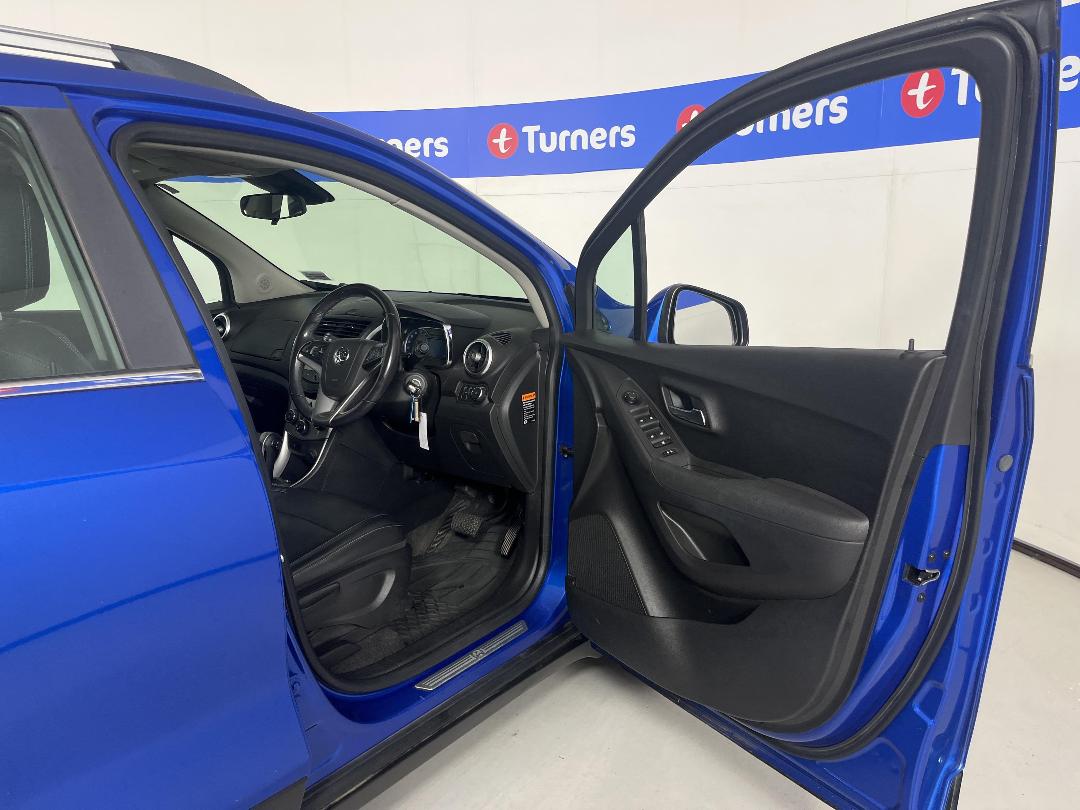 Photo '15' of Holden Trax Photo '15' of Holden Trax