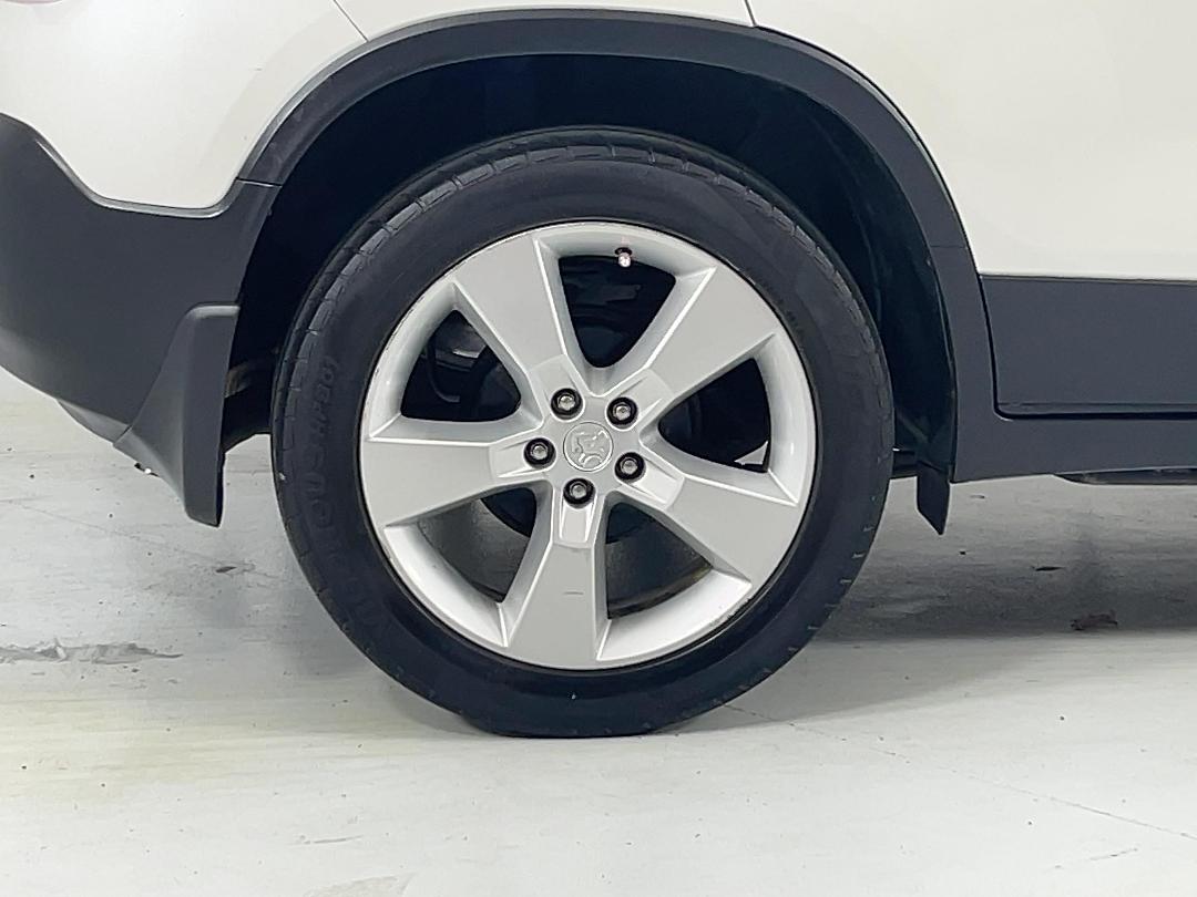 Photo '12' of Holden Trax