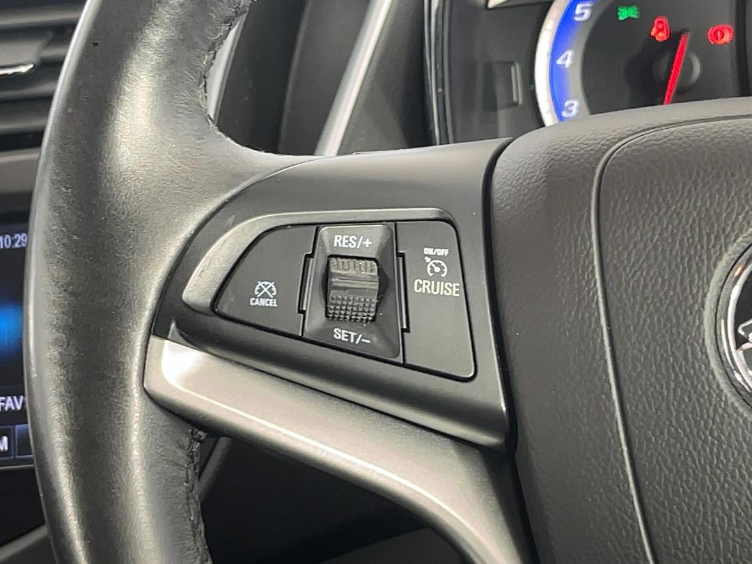 Photo '25' of Holden Trax