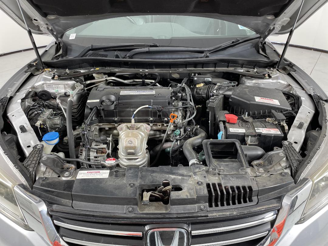 Photo '13' of Honda Accord