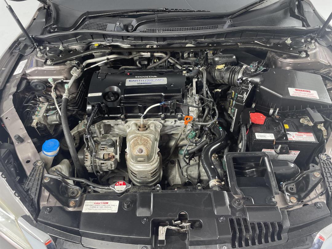 Photo '13' of Honda Accord Photo '13' of Honda Accord