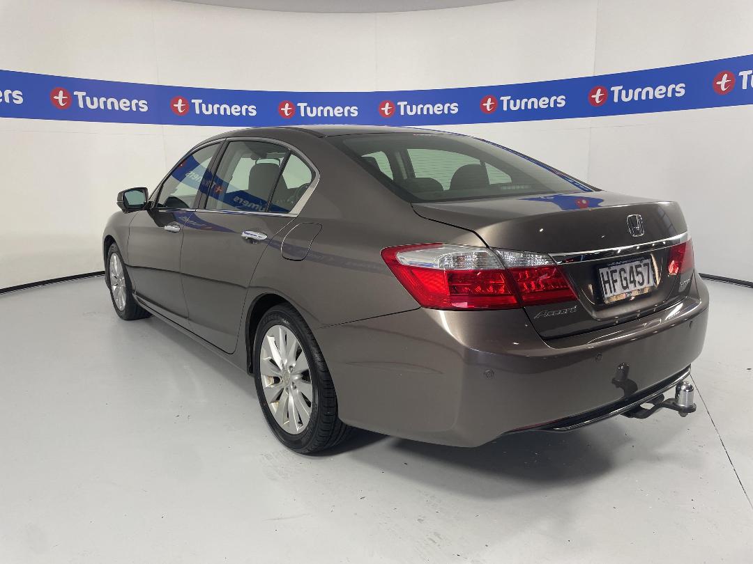 Photo '5' of Honda Accord Photo '5' of Honda Accord