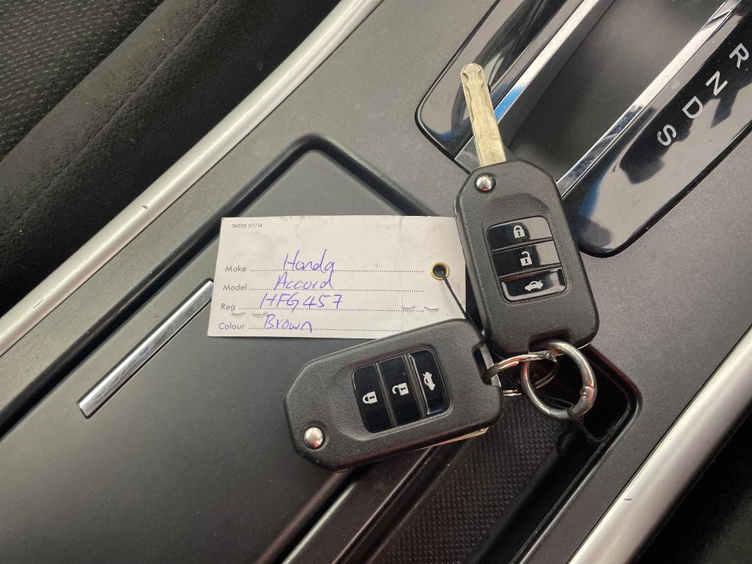 Photo '22' of Honda Accord Photo '22' of Honda Accord