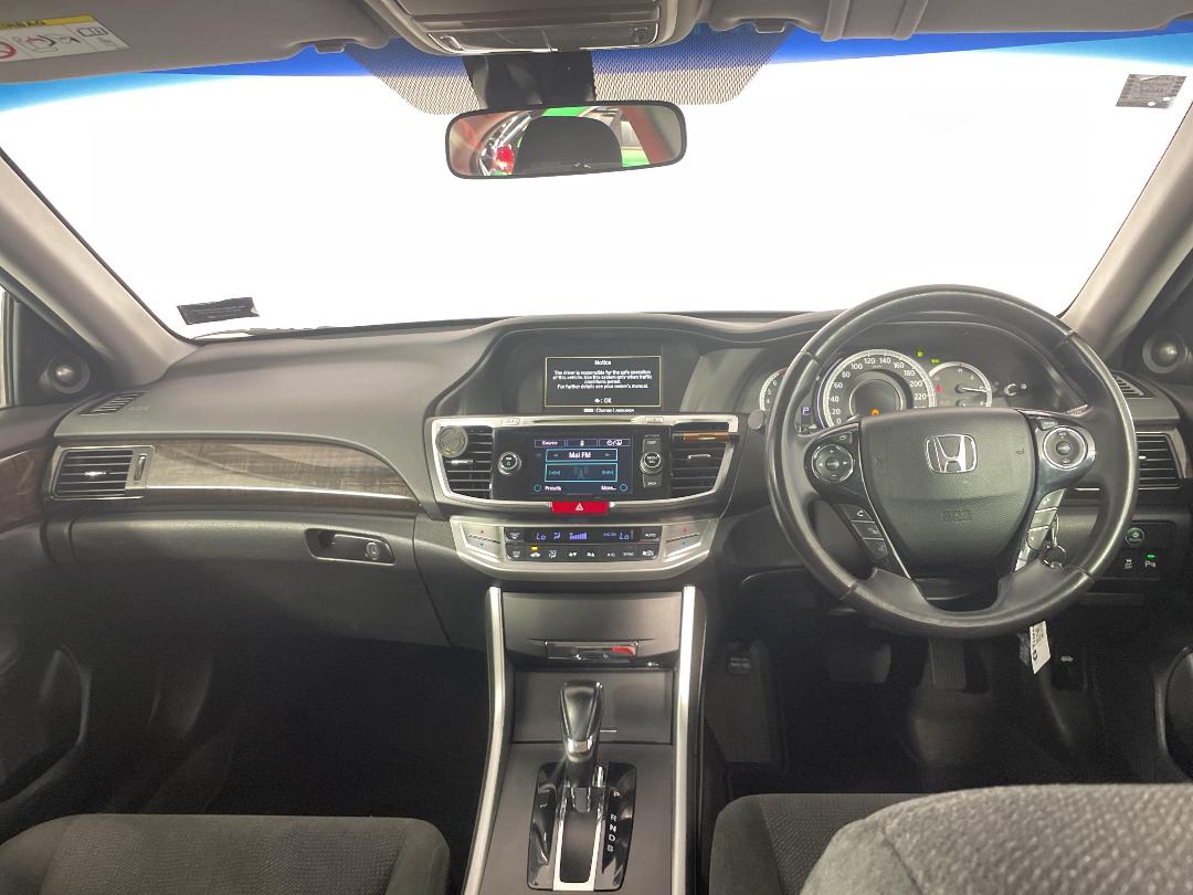 Photo '17' of Honda Accord Photo '17' of Honda Accord