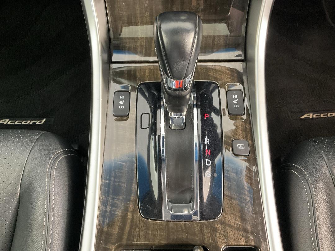 Photo '18' of Honda Accord