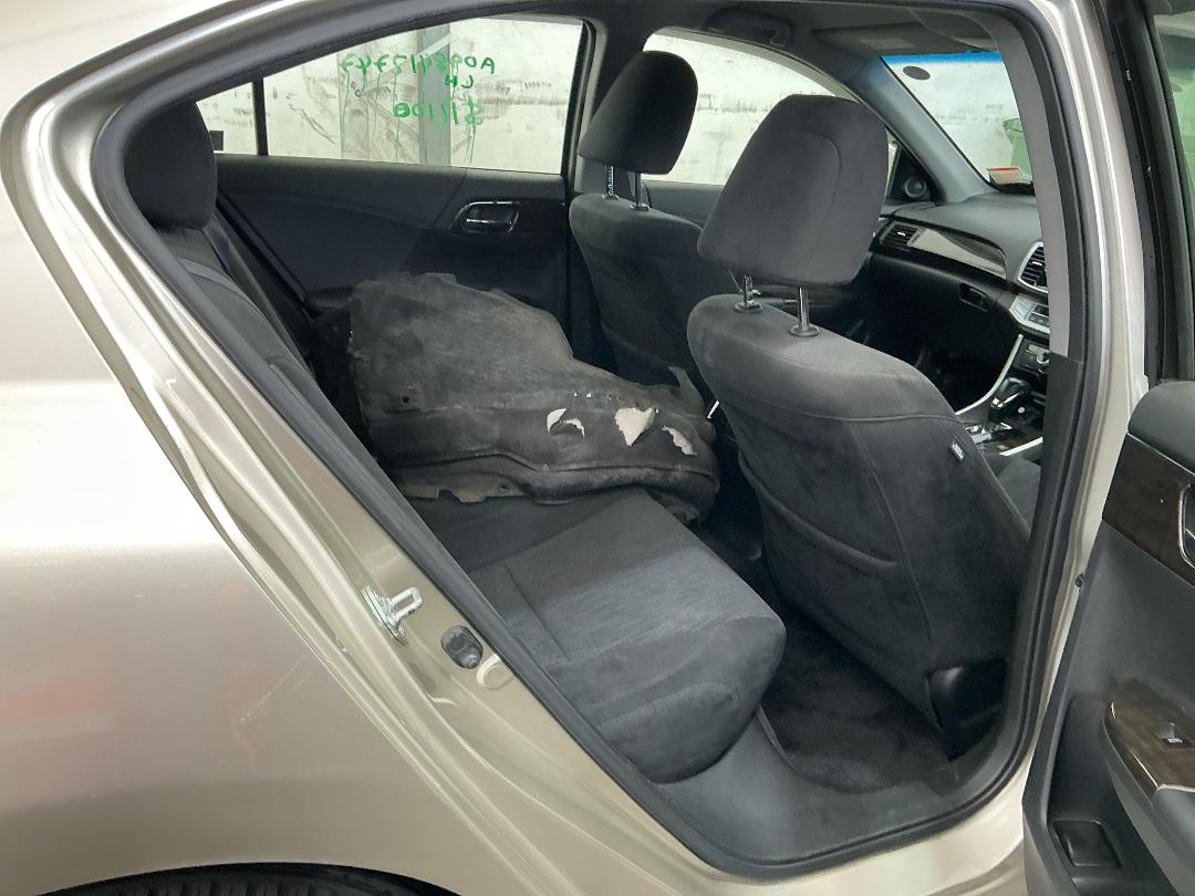 Photo '16' of Honda Accord Photo '16' of Honda Accord