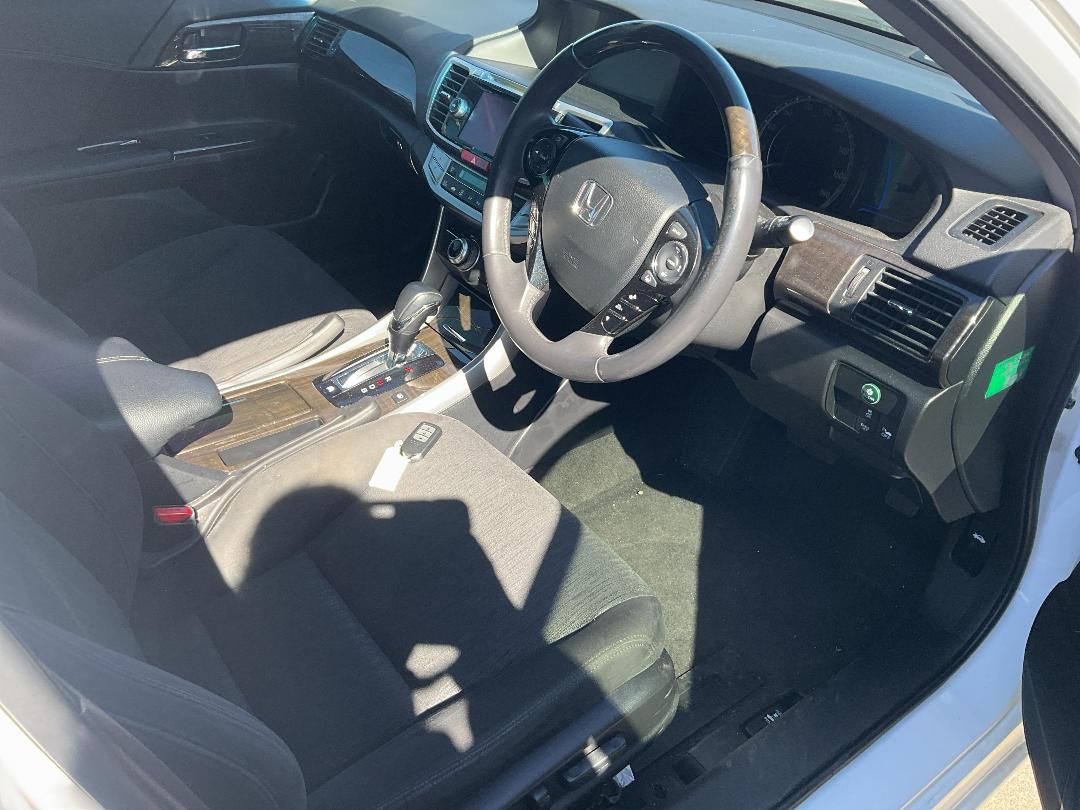 Photo '12' of Honda Accord Hybrid