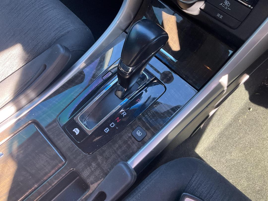 Photo '13' of Honda Accord Hybrid