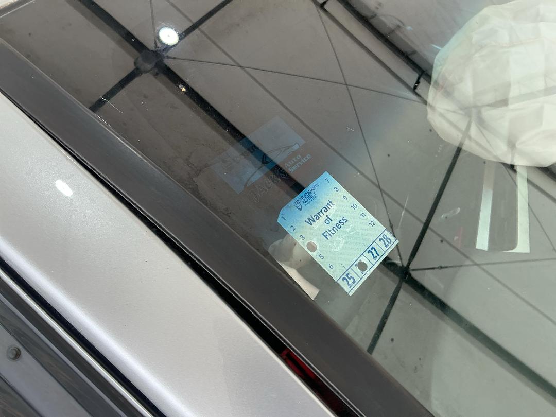 Photo '24' of Honda FIT