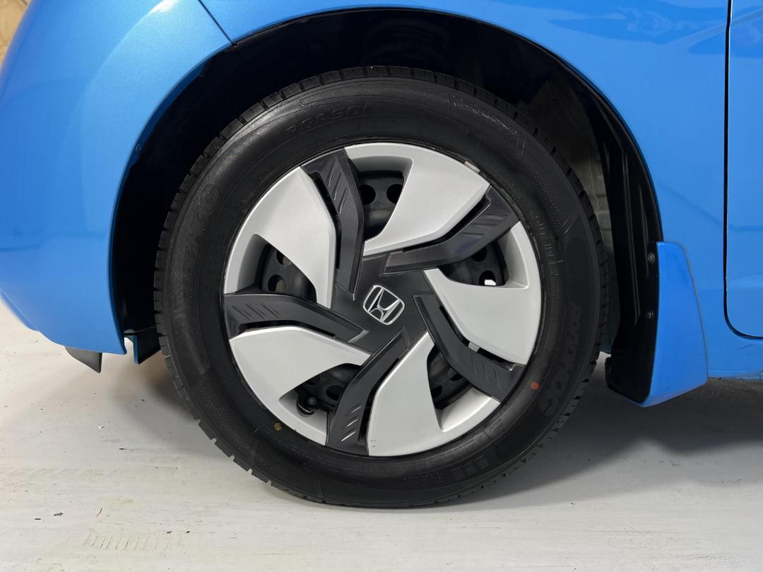 Photo '10' of Honda FIT