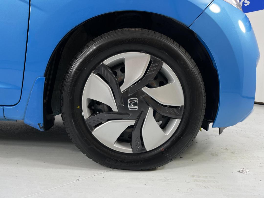 Photo '9' of Honda FIT