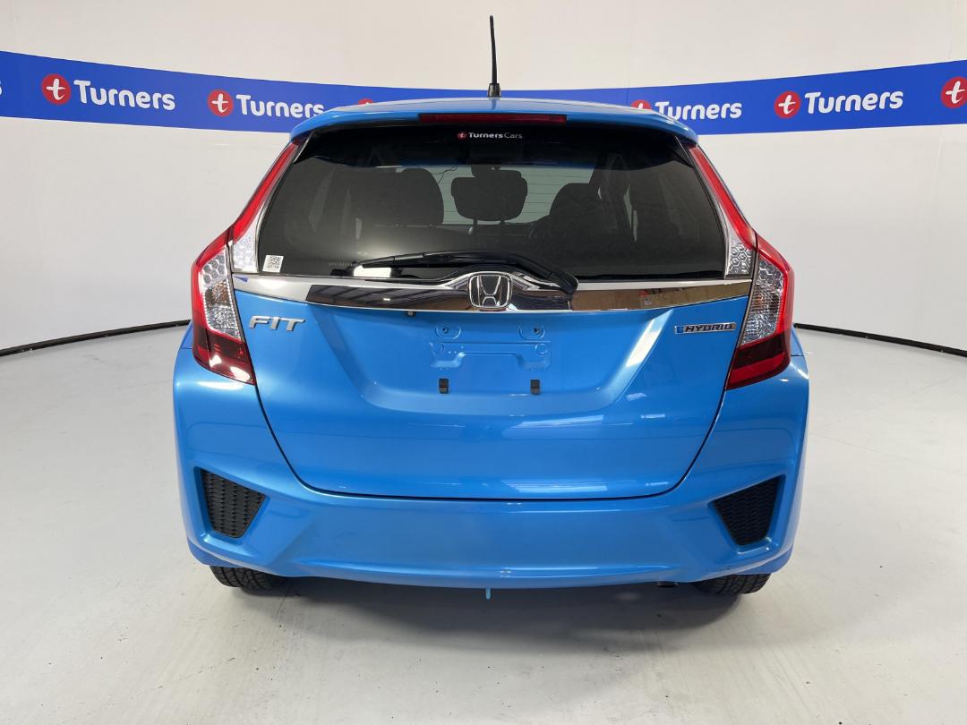 Photo '6' of Honda FIT