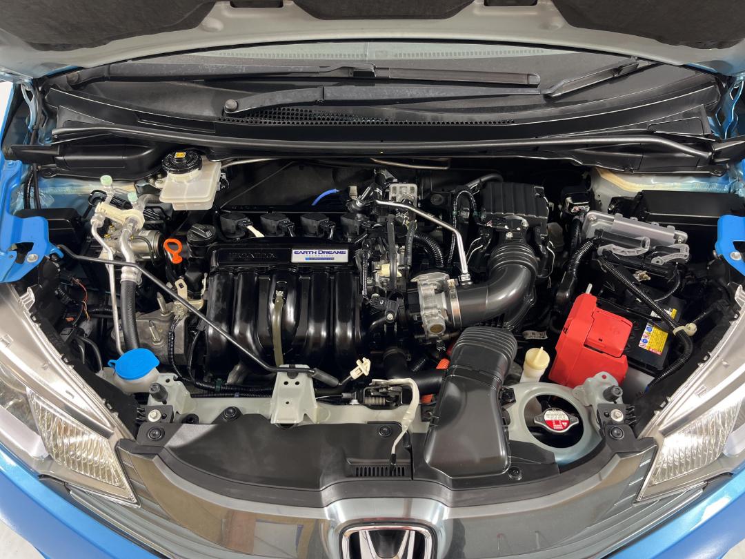 Photo '13' of Honda FIT