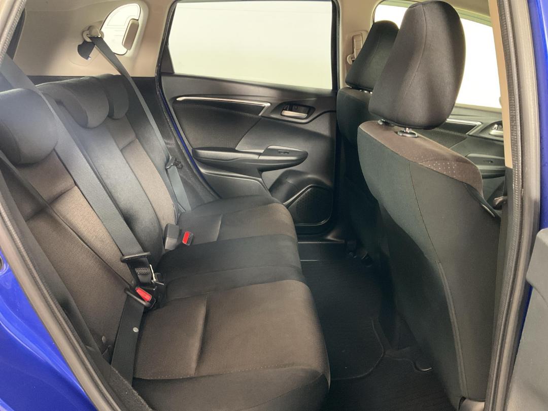 Photo '20' of Honda FIT Photo '20' of Honda FIT