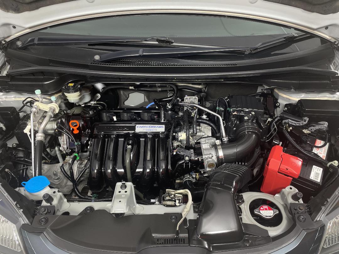 Photo '13' of Honda FIT