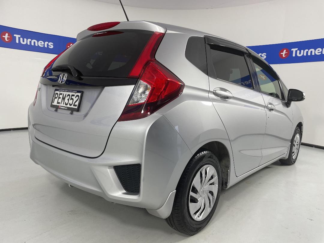 Photo '7' of Honda FIT