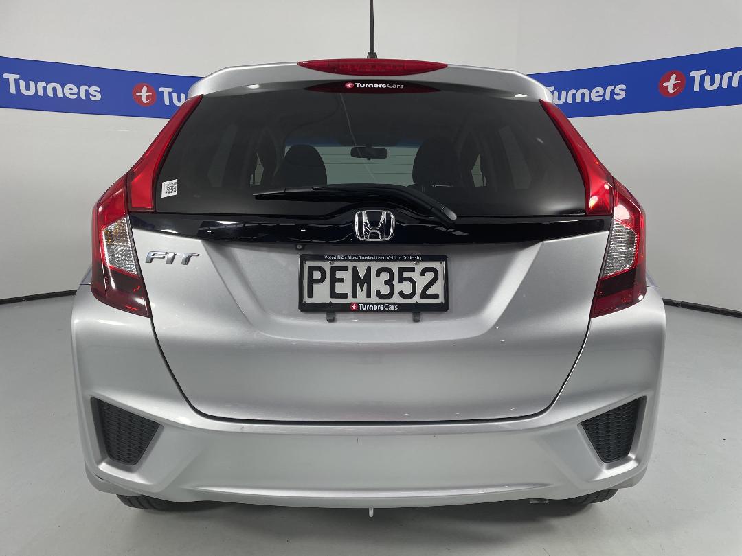 Photo '6' of Honda FIT