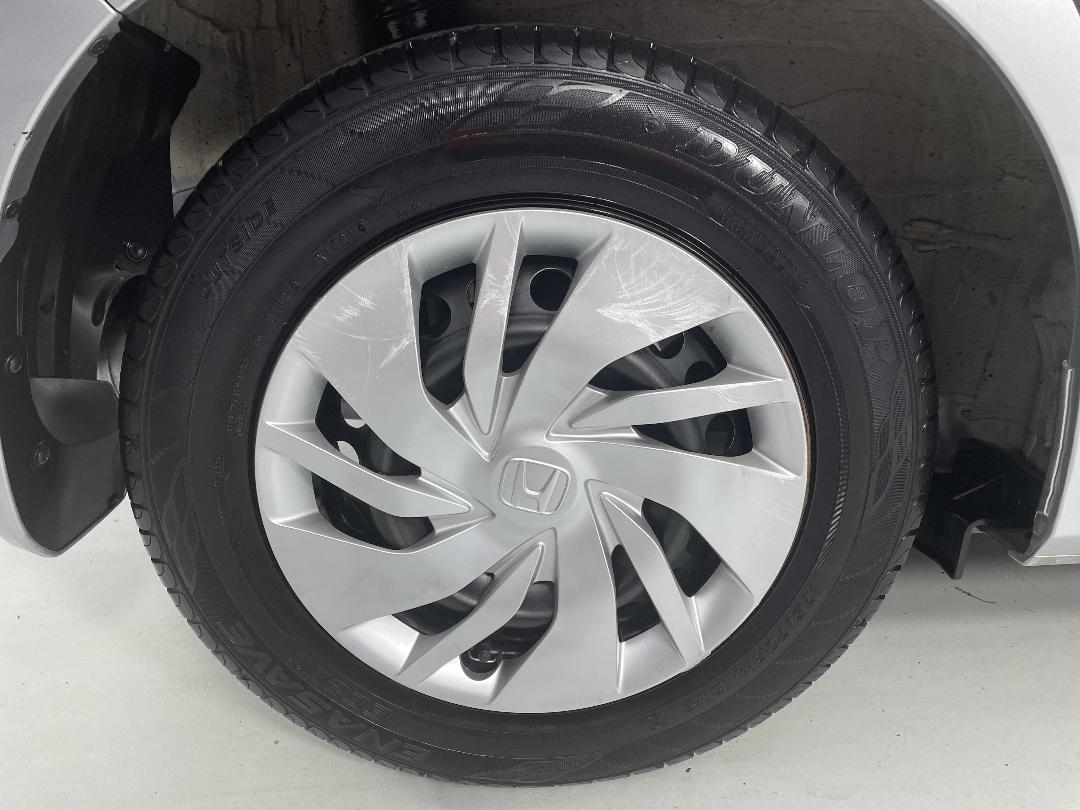 Photo '12' of Honda FIT