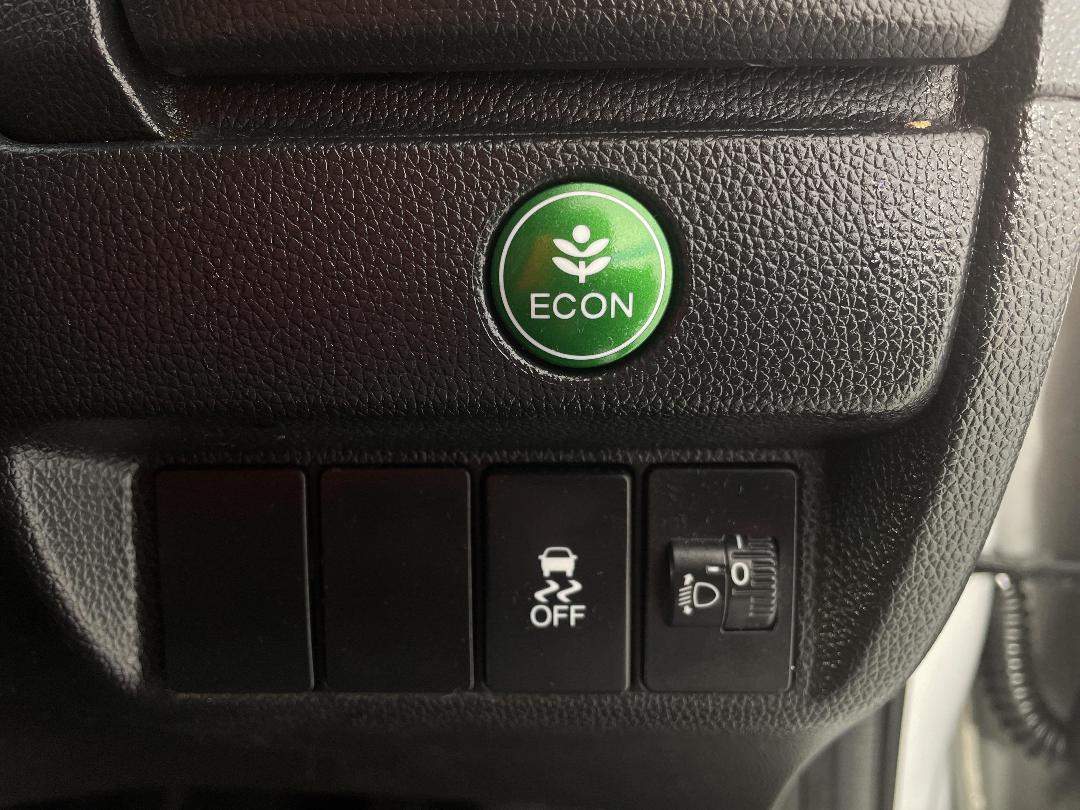 Photo '23' of Honda FIT