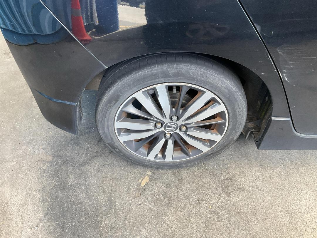 Photo '18' of Honda FIT Photo '18' of Honda FIT