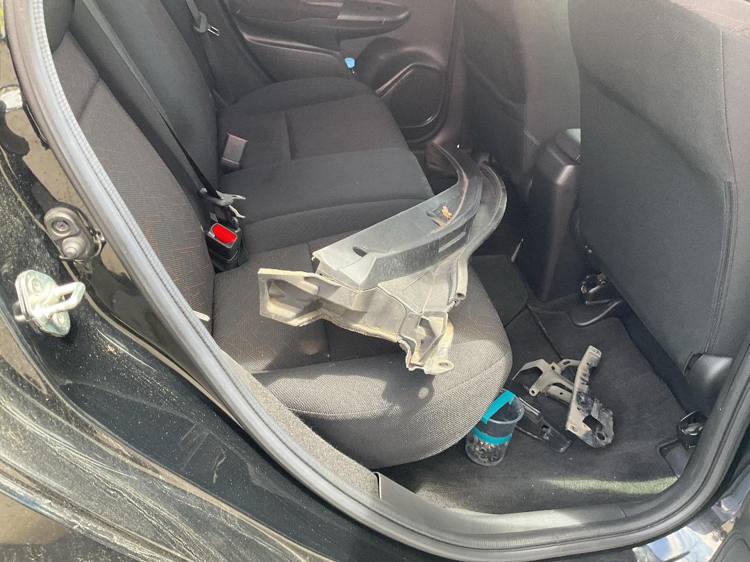 Photo '15' of Honda FIT Hybrid