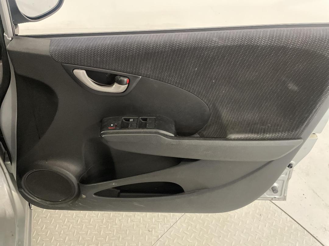 Photo '15' of Honda FIT