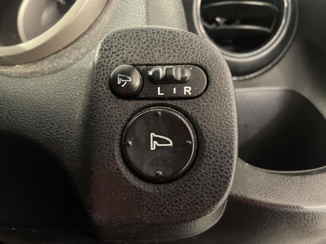 Photo '25' of Honda FIT