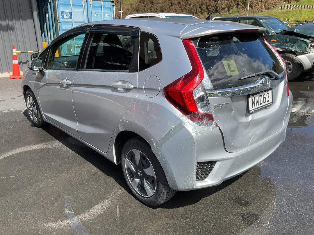 Photo '3' of Honda FIT DAA-GP5 Photo '3' of Honda FIT DAA-GP5