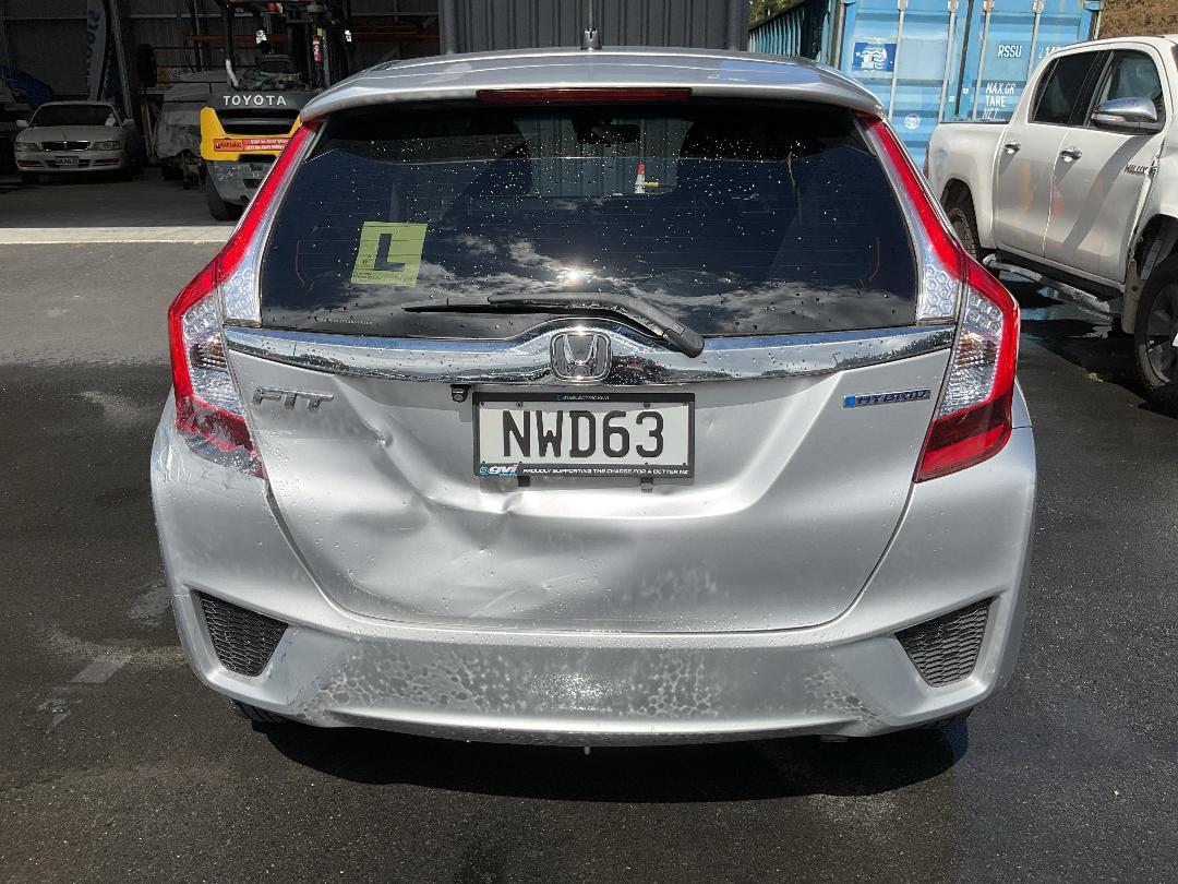 Photo '8' of Honda FIT DAA-GP5 Photo '8' of Honda FIT DAA-GP5