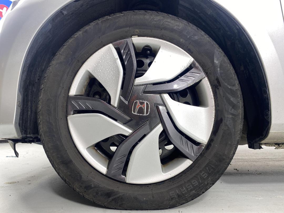 Photo '10' of Honda FIT Photo '10' of Honda FIT