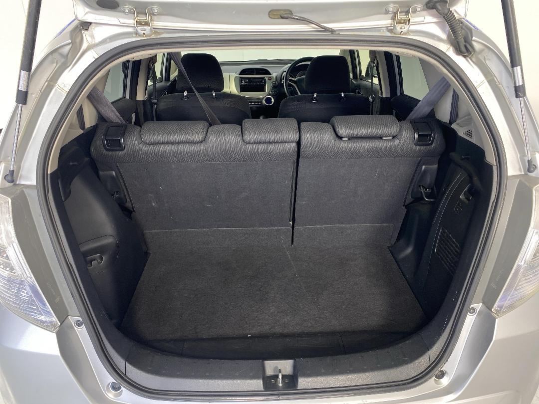 Photo '14' of Honda FIT Photo '14' of Honda FIT