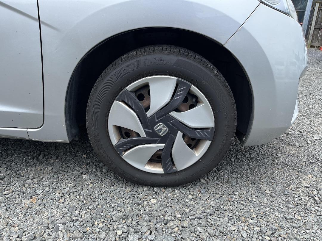 Photo '7' of Honda FIT 1.5L Petrol Hybrid Photo '7' of Honda FIT 1.5L Petrol Hybrid