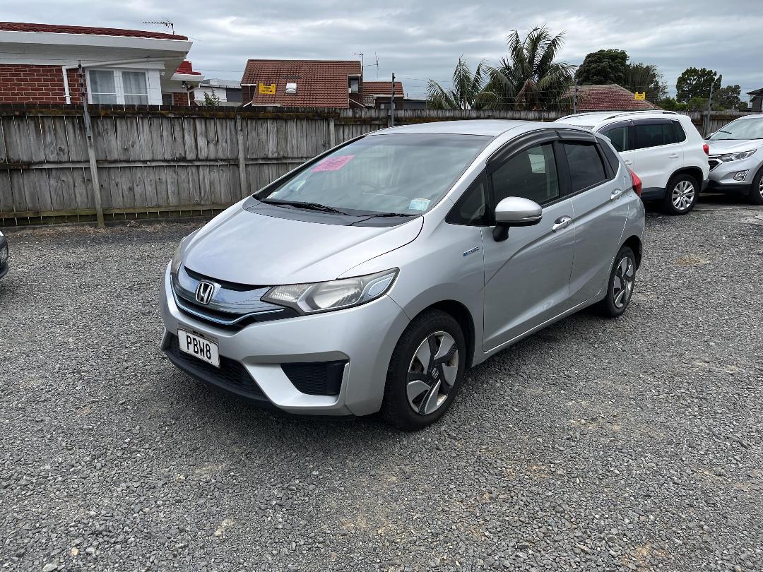 Photo '3' of Honda FIT 1.5L Petrol Hybrid Photo '3' of Honda FIT 1.5L Petrol Hybrid