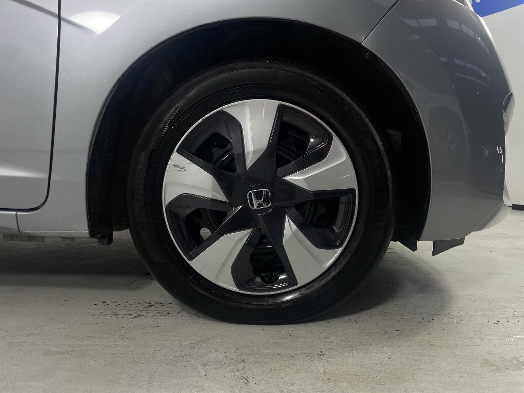 Photo '9' of Honda FIT