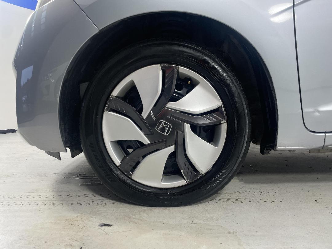 Photo '10' of Honda FIT