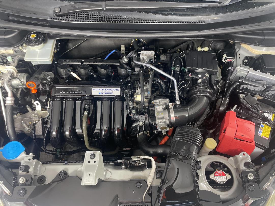 Photo '13' of Honda FIT