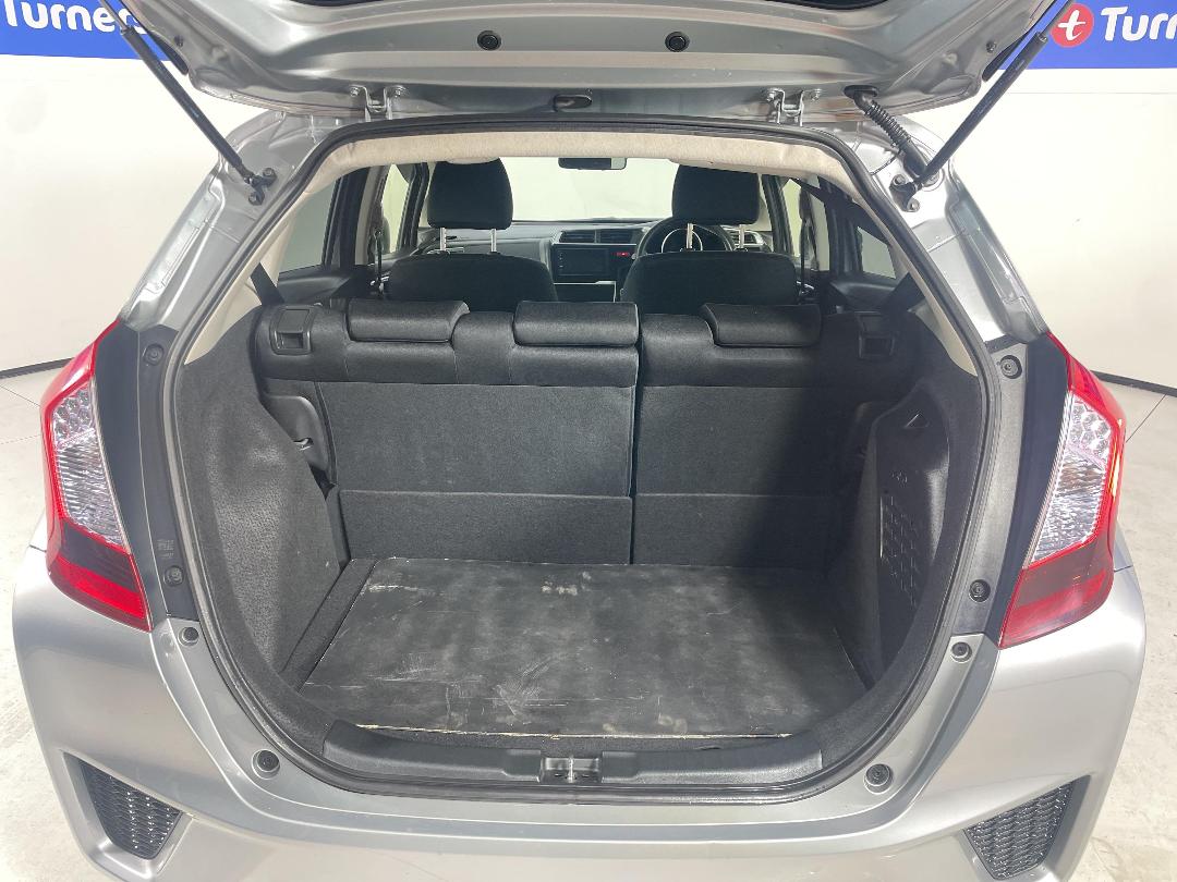 Photo '14' of Honda FIT