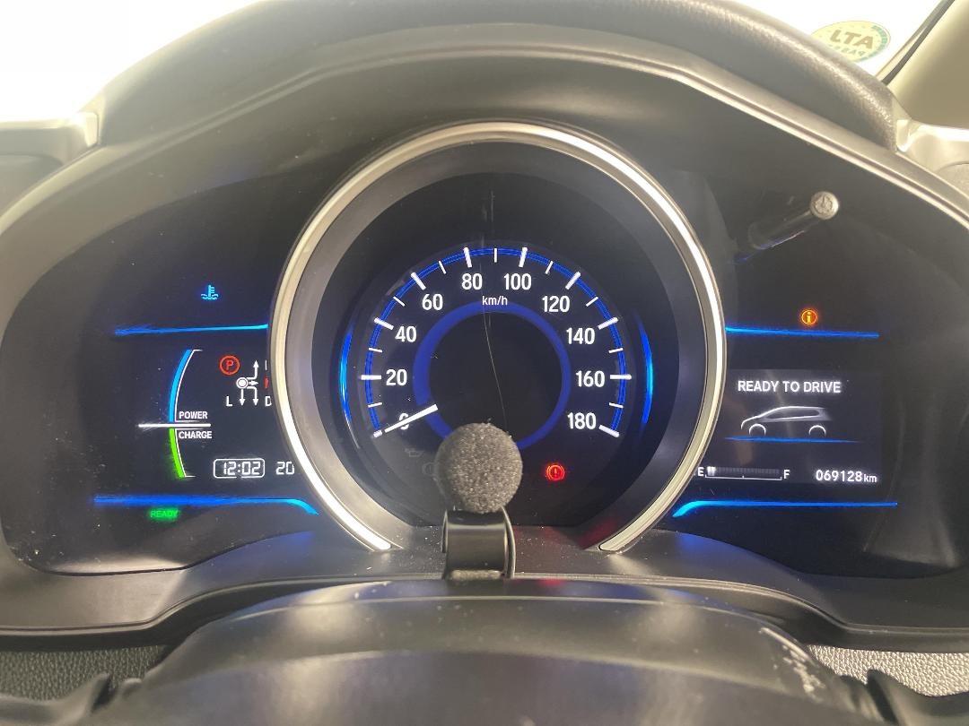 Photo '21' of Honda FIT