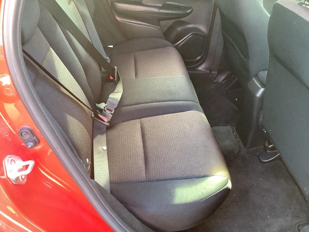 Photo '6' of Honda FIT