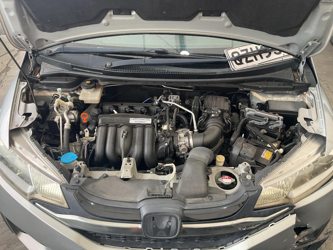 Photo '16' of Honda FIT