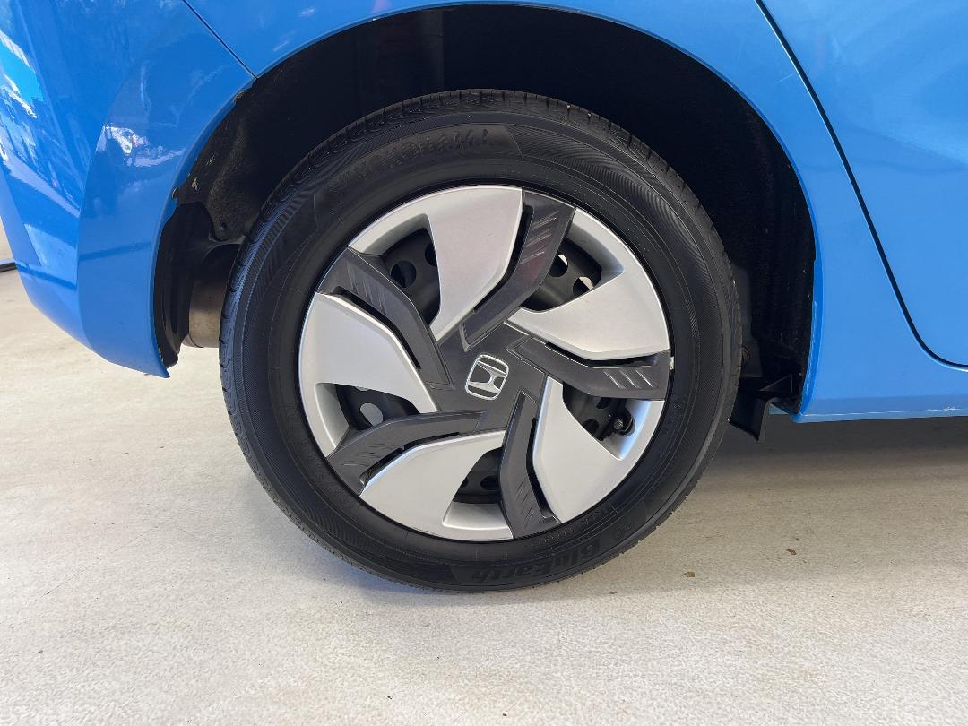 Photo '12' of Honda FIT Photo '12' of Honda FIT