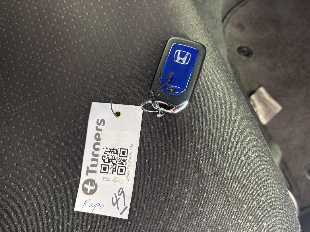 Photo '22' of Honda FIT Photo '22' of Honda FIT