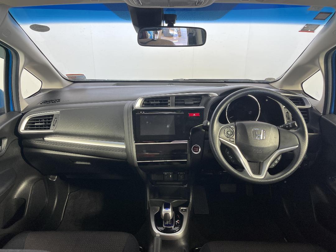 Photo '17' of Honda FIT Photo '17' of Honda FIT