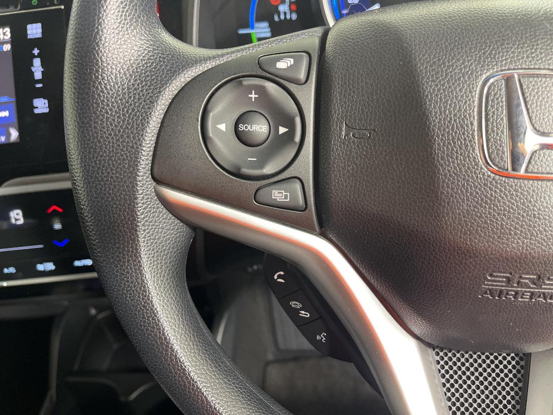 Photo '24' of Honda FIT Photo '24' of Honda FIT