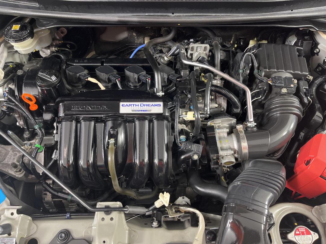 Photo '13' of Honda FIT