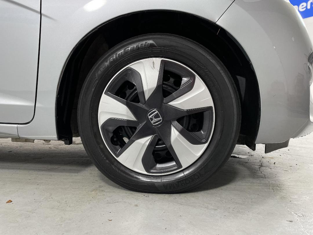 Photo '9' of Honda FIT Photo '9' of Honda FIT