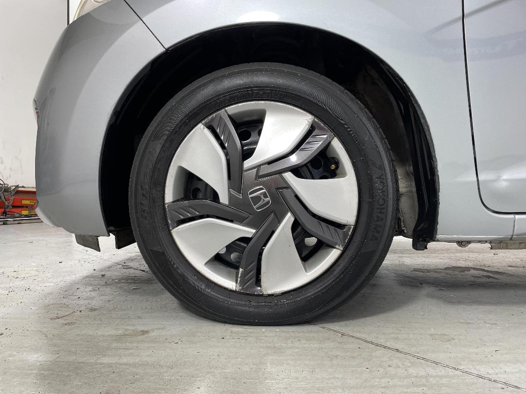 Photo '10' of Honda FIT Photo '10' of Honda FIT