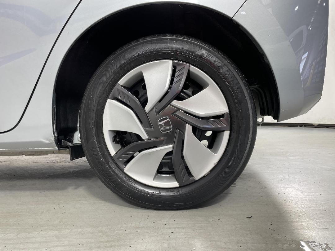 Photo '11' of Honda FIT Photo '11' of Honda FIT